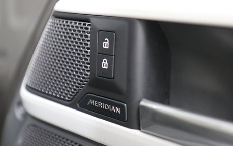 Land Rover Defender XS Edition MHEV P400 - 6 Seats, 11.4 Screen and Superb Specification 20