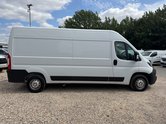 Peugeot Boxer LWB L3H2 Medium Roof Professional Premium Plus 335 5