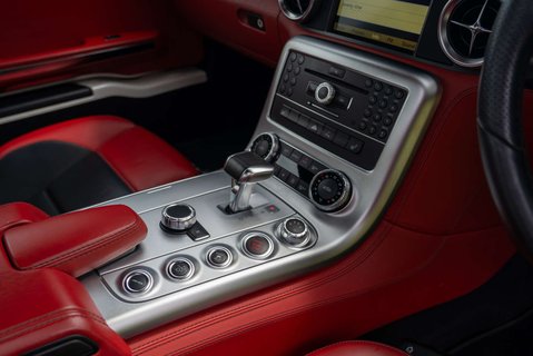Mercedes-Benz SLS Coupe 15