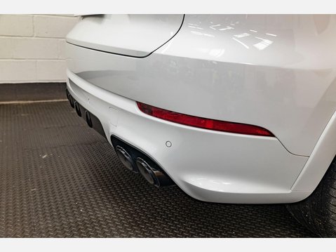 Porsche Cayenne 3.0 V6 E-Hybrid 17.9kWh Platinum Edition TiptronicS 4WD Euro 6 (s/s) 5dr (3 93