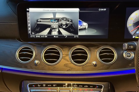 Mercedes-Benz E Class E 400 D 4MATIC AMG LINE PREMIUM PLUS - RARE -20 INCH ALLOYS -PAN ROOF  50