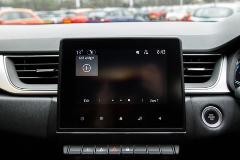 Renault Captur TECHNO E-TECH 24