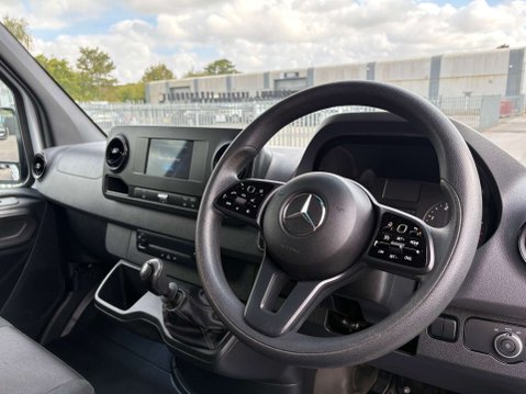 Mercedes-Benz Sprinter 2.0 315 CDI Progressive Panel Van 5dr Diesel Manual FWD L2 H2 Euro 6 (s/s) 10