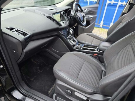 Ford Kuga 2.0 TDCi Titanium SUV 5dr Diesel Powershift AWD Euro 6 (s/s) (180 ps) 38