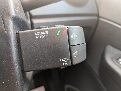 Renault Captur DYNAMIQUE NAV DCI 27