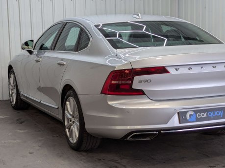 Volvo S90 2.0 S90 Inscription D5 PowerPulse AWD Auto 4WD 4dr 35
