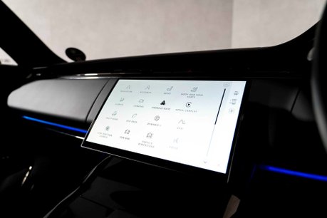 Land Rover Range Rover Sport SV EDITION ONE. FULL SATIN PPF. CARBON CERAMIC BRAKES. SLIDING PANO ROOF. 46