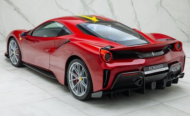 Ferrari 488 Pista 12