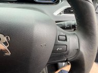 Peugeot 2008 PURETECH S/S ALLURE 14