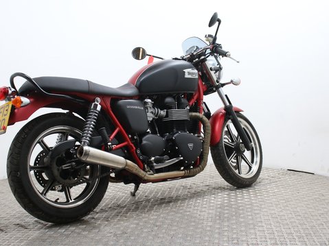 Triumph Bonneville 865 SE BONNEVILLE 865 SE 