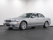 Jaguar XJ 3.0 V6 Sovereign Saloon 4dr Petrol Automatic (249 g/km, 240 bhp) 16