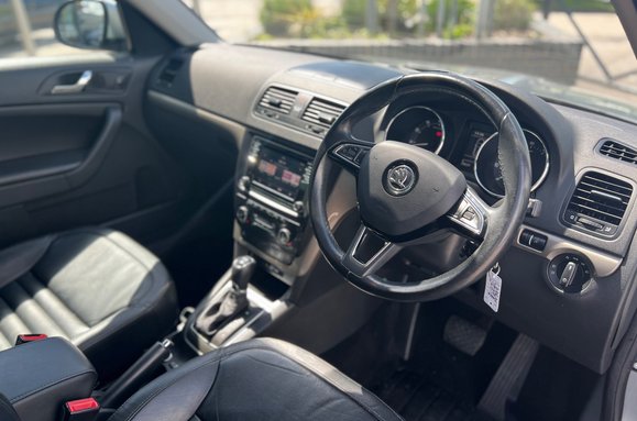 Skoda Yeti Outdoor SE L 1.2 PETROL TSI DSG AUTO 17