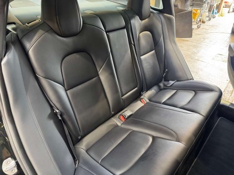 Tesla Model 3 Model 3 Long Range AWD 4WD 4dr 54