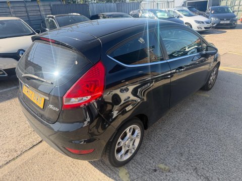 Ford Fiesta 1.4 Zetec 3dr 5