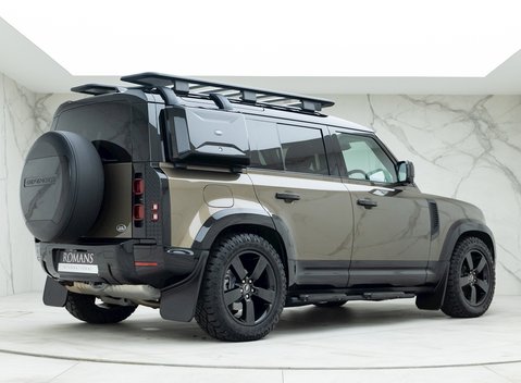 Land Rover Defender 110 D250 First Edition 7