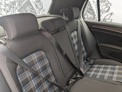 Volkswagen Golf GTE DSG 18