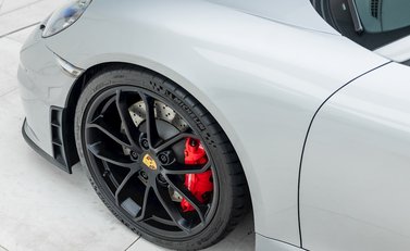 Porsche 718 Boxster Spyder 26