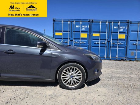 Ford Focus 1.6 Zetec Hatchback 5dr Petrol Manual Euro 5 (125 ps) 10