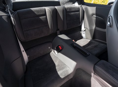 Porsche 911 Carrera GTS (991.2) 14