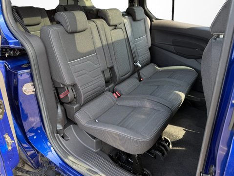 Ford Tourneo Connect 1.5 TDCi 120 Titanium 5dr 33