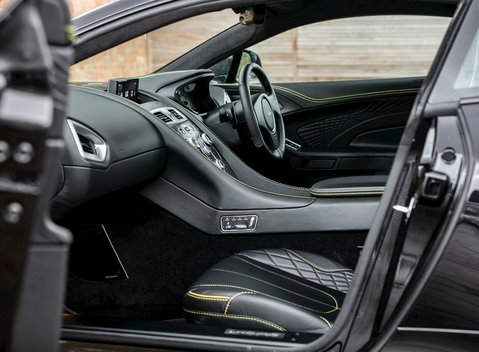 Aston Martin Vanquish S 14