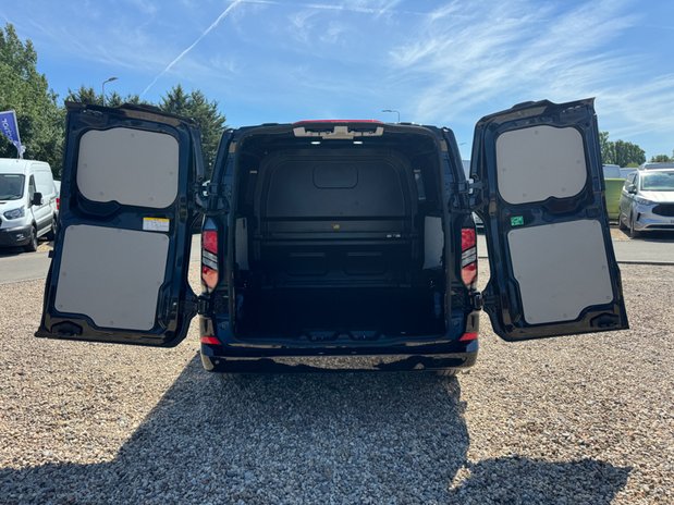 Ford Transit Custom AUTO LWB L2H1 Low Roof Limited Crew Van Air Con Alloys Sensors Cam EURO 6 9