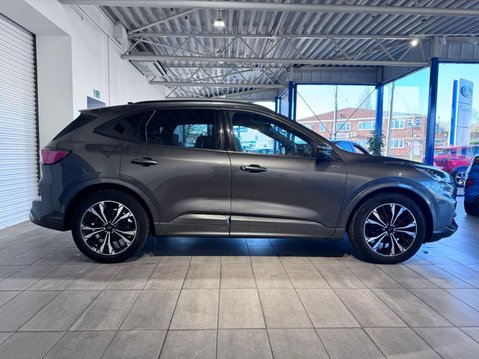 Ford Kuga 2.5h Duratec ST-Line X Edition CVT Euro 6 (s/s) 5dr 2
