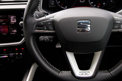 SEAT Arona TSI XCELLENCE LUX 18