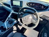 Peugeot 3008 1.5 BlueHDi Allure Euro 6 (s/s) 5dr 39