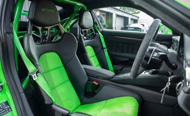 Porsche 911 (991.2) GT3 RS 12