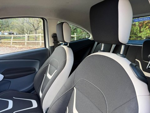 Ford Ka 1.2 Zetec White Edition Euro 6 (s/s) 3dr 26