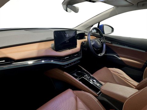 Skoda Enyaq iV 62kWh 60 SUV 5dr Electric Auto (DC120kW) (179 ps) Air Con - Alloys - DAB 14