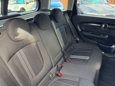 Mini Clubman COOPER S CLASSIC 29
