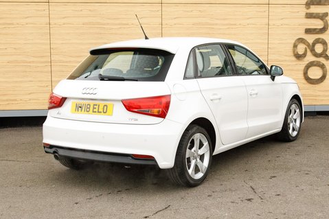 Audi A1 SPORTBACK TFSI SPORT NAV 2