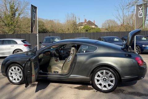 Bentley Continental GT - CYPRESS GREEN - 15 SERVICES RECORDED  22