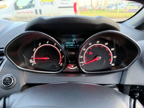 Ford Fiesta 1.6T ST-3 [NAV] 24
