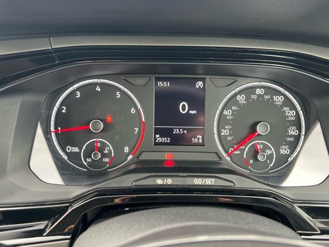 Volkswagen Polo SE EVO 11
