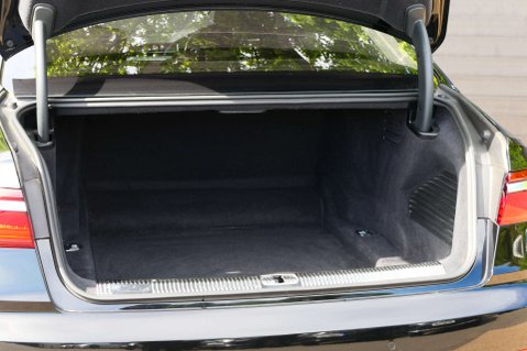 Audi A8 3.0 A8 50 TDI Quattro Auto 4WD 4dr 18