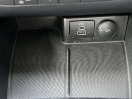 Ford Kuga 1.5 Kuga Titanium Edition 5dr 46