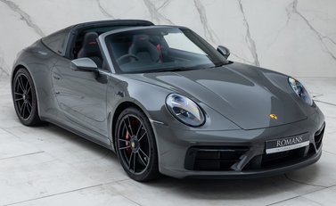 Porsche 911 Targa 4 GTS (992) 14