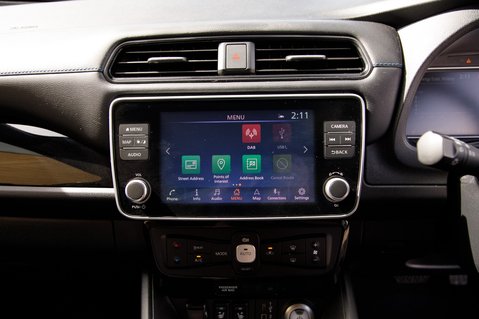 Nissan LEAF TEKNA 19