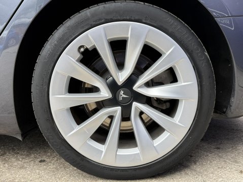 Tesla Model 3 (Dual Motor) Long Range Saloon 4dr Electric Auto 4WDE (346 ps) 16