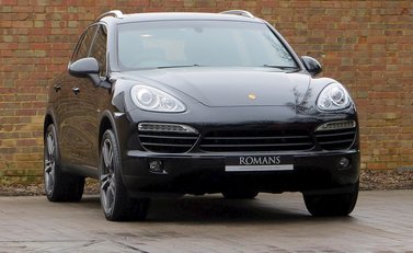 Porsche Cayenne S Hybrid 1