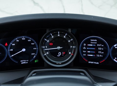 Porsche 911 Targa 4S (992) 29
