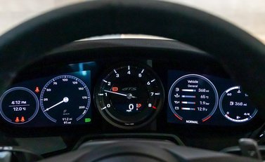 Porsche 911 (992) Carrera GTS 11