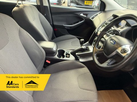 Ford Focus 1.6 Focus Titanium 125 5dr 39