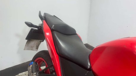 Honda CBR 2013 SPORTS BIKE PROJECT BIKE PARTS BIKE BREAKER 125CC 10