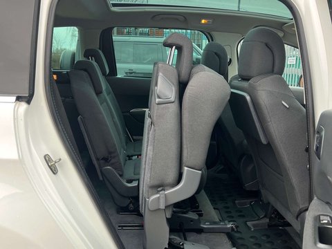 Peugeot 5008 1.6 5008 Allure Blue HDi S/S 5dr 19