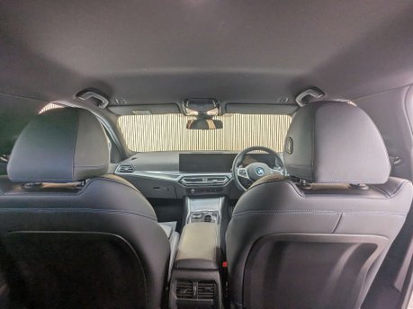 BMW 3 Series 2.0 320i M Sport Auto 4dr 54