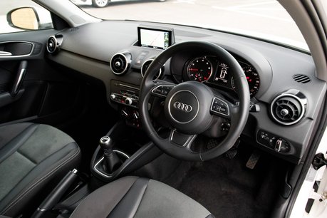 Audi A1 SPORTBACK TFSI SPORT NAV